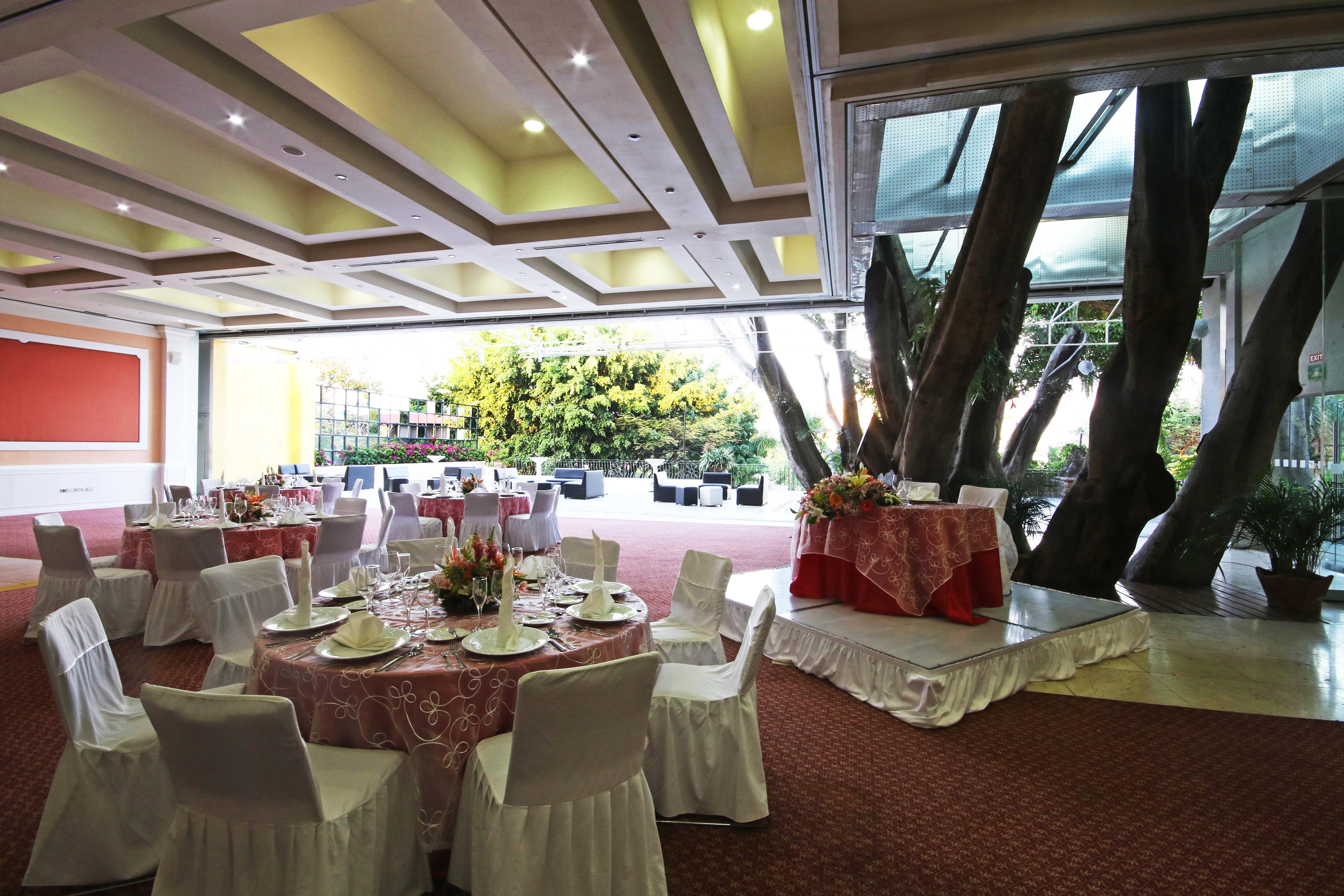 Holiday Inn Cuernavaca By Ihg Exterior photo