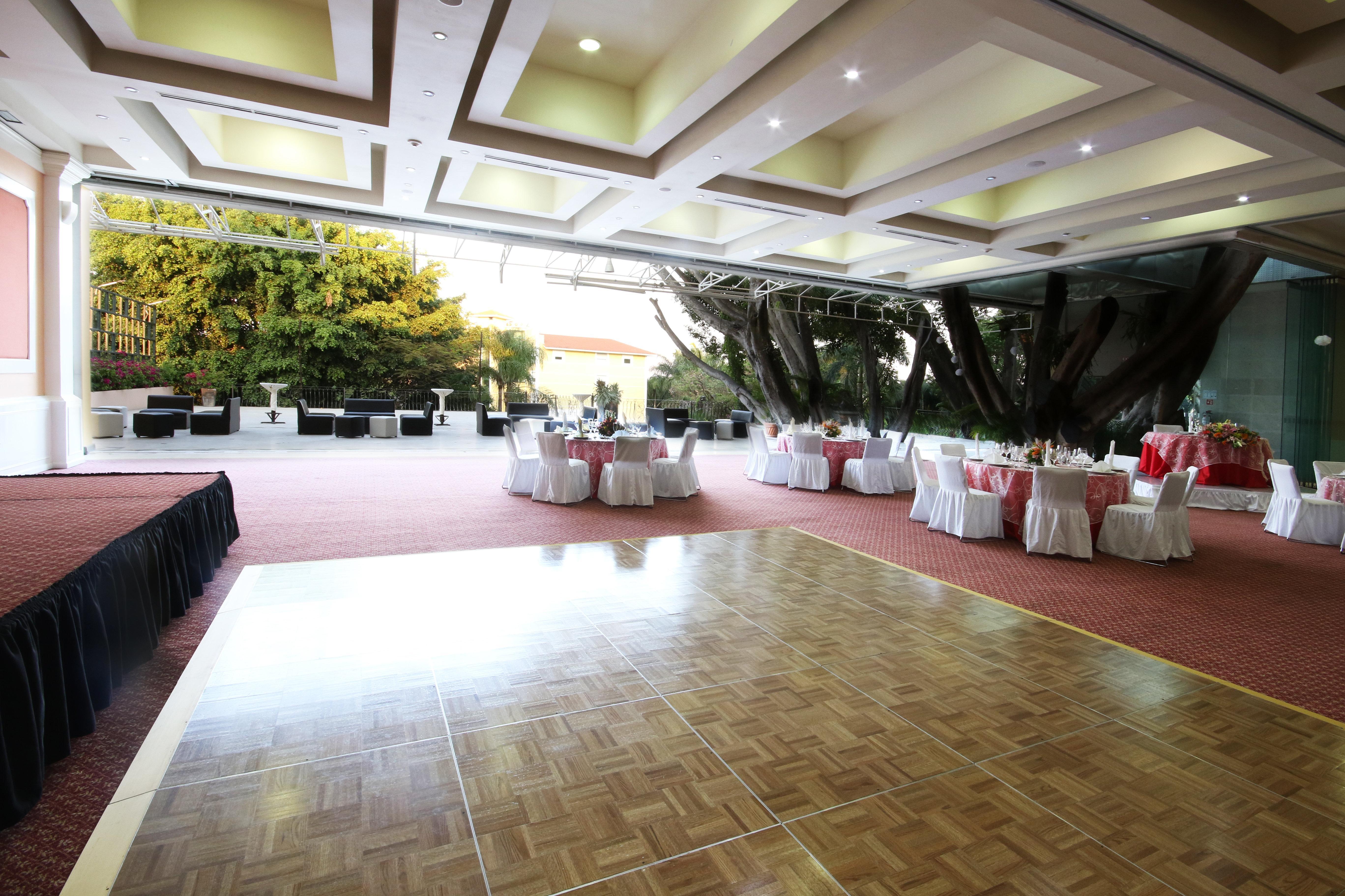 Holiday Inn Cuernavaca By Ihg Exterior photo