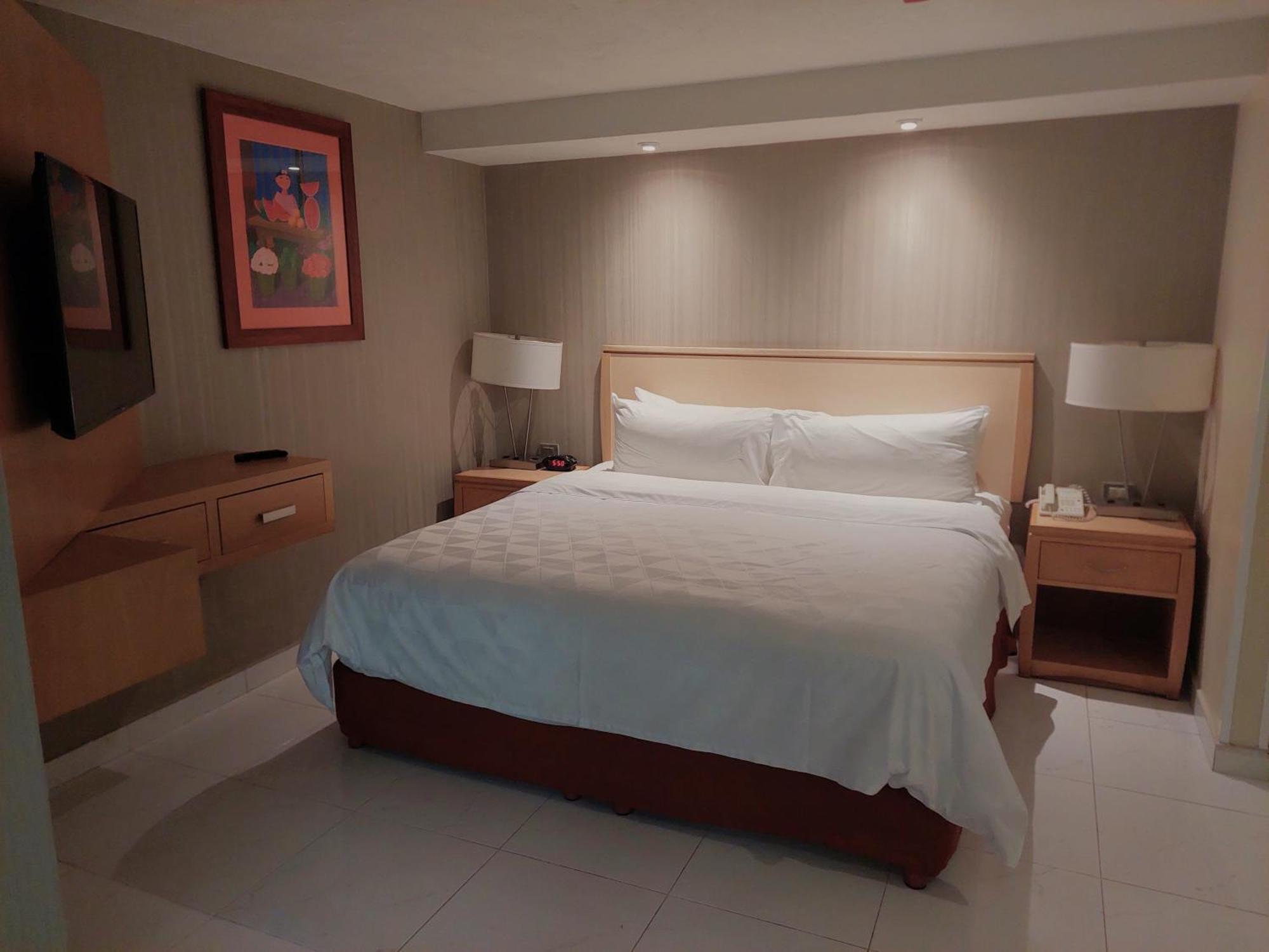Holiday Inn Cuernavaca By Ihg Exterior photo