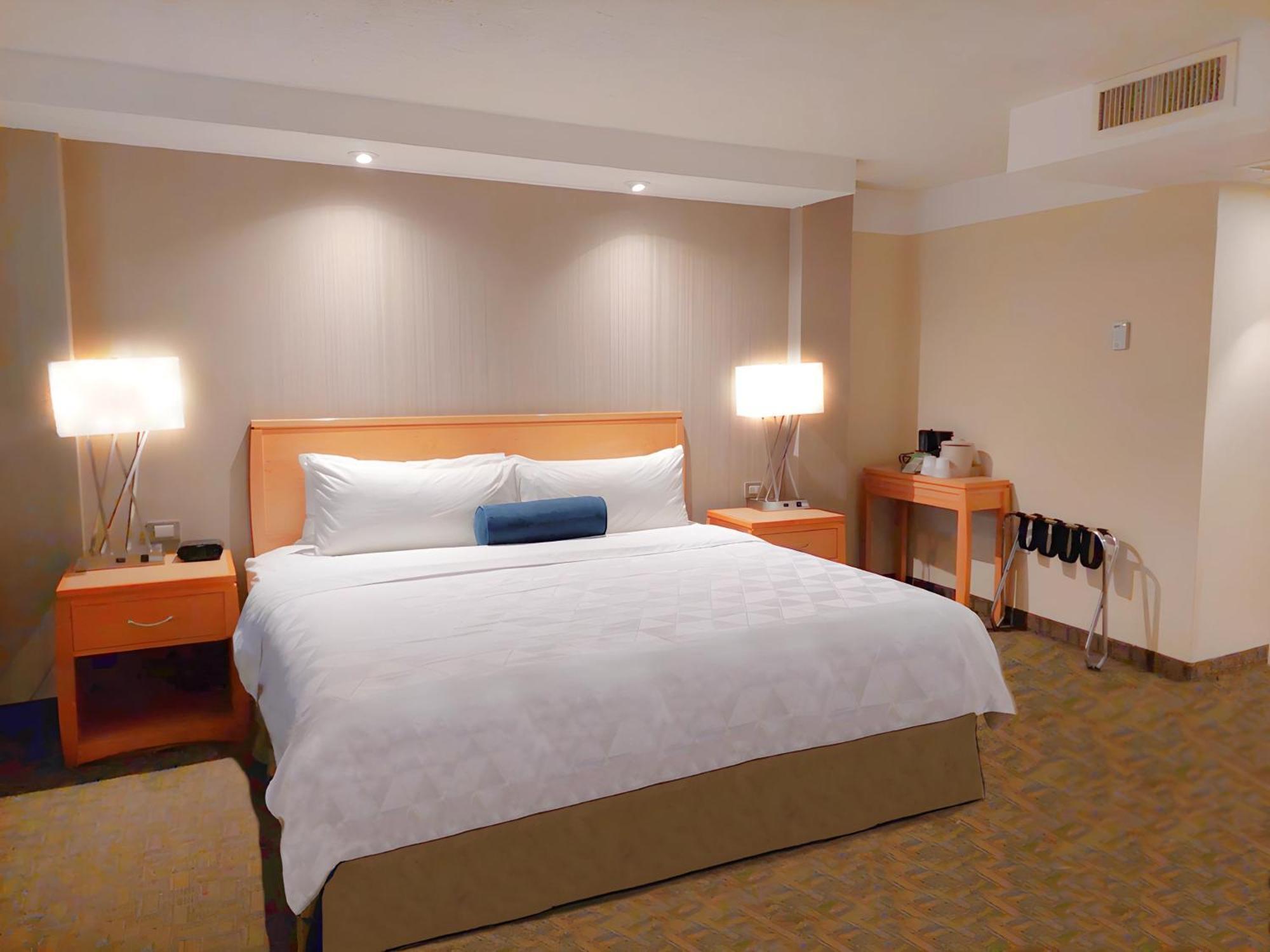 Holiday Inn Cuernavaca By Ihg Exterior photo